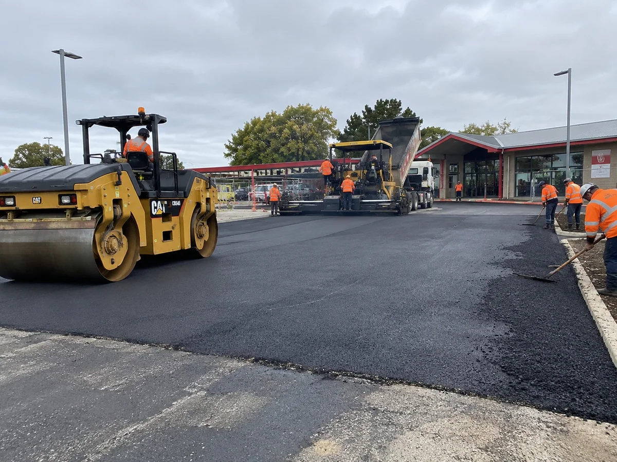Asphalt civil works in Palmerston North